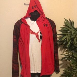 Boys Xl under Armour jacket.  Lightweight!